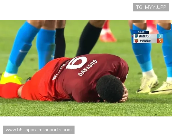 陈哲宣红牌事件引发球迷热议深刻教训促反思足球场上需冷静理智 陈哲宣红牌事件引发球迷热议深刻教训促反思足球场上需冷静理智