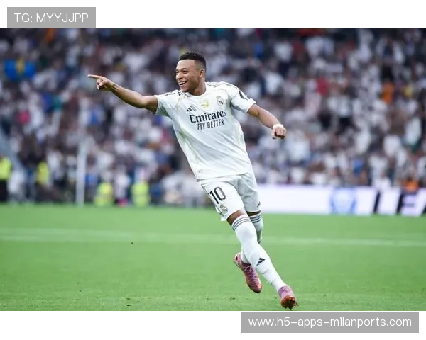 西甲皇马中场抢断立马反击，比分变得更明朗