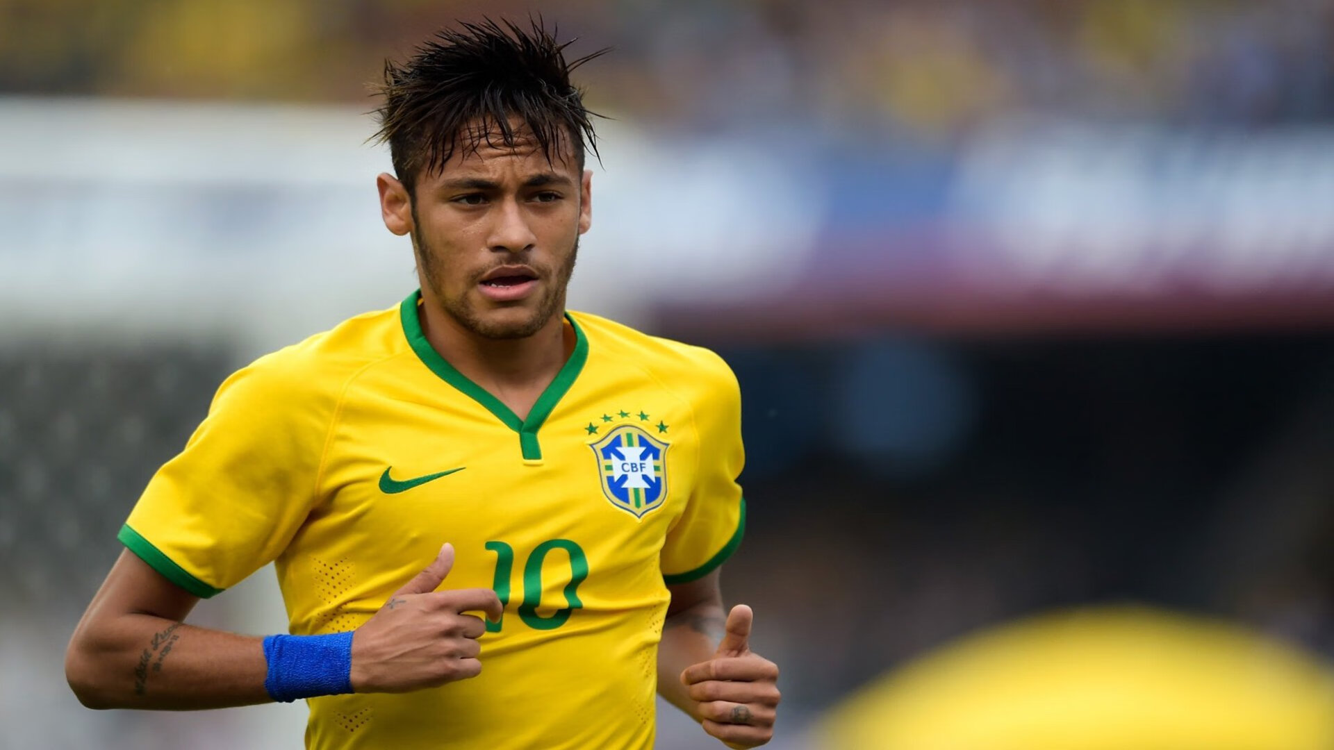 世界杯刺激夜：精彩瞬间频频到来！，世界杯精彩比赛