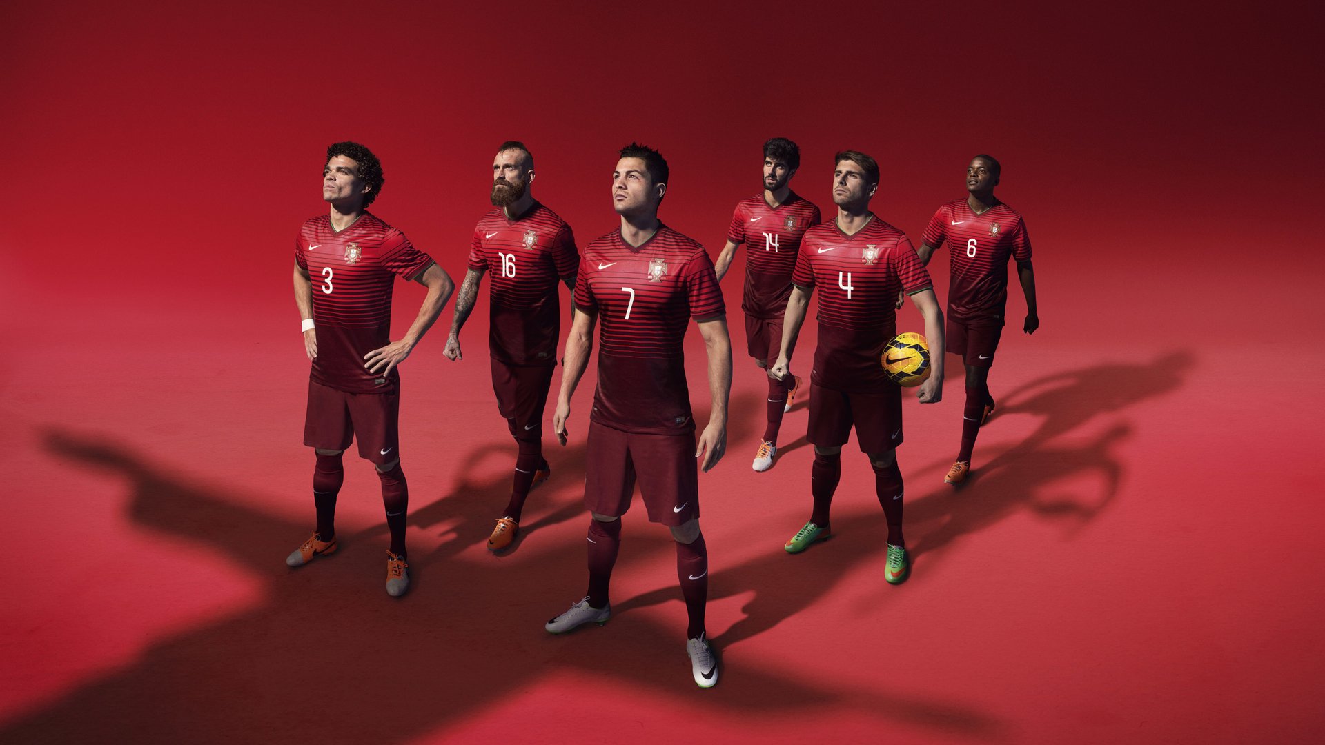 中甲球队引入战术机器人模拟赛中防守站位，机器人模拟战斗