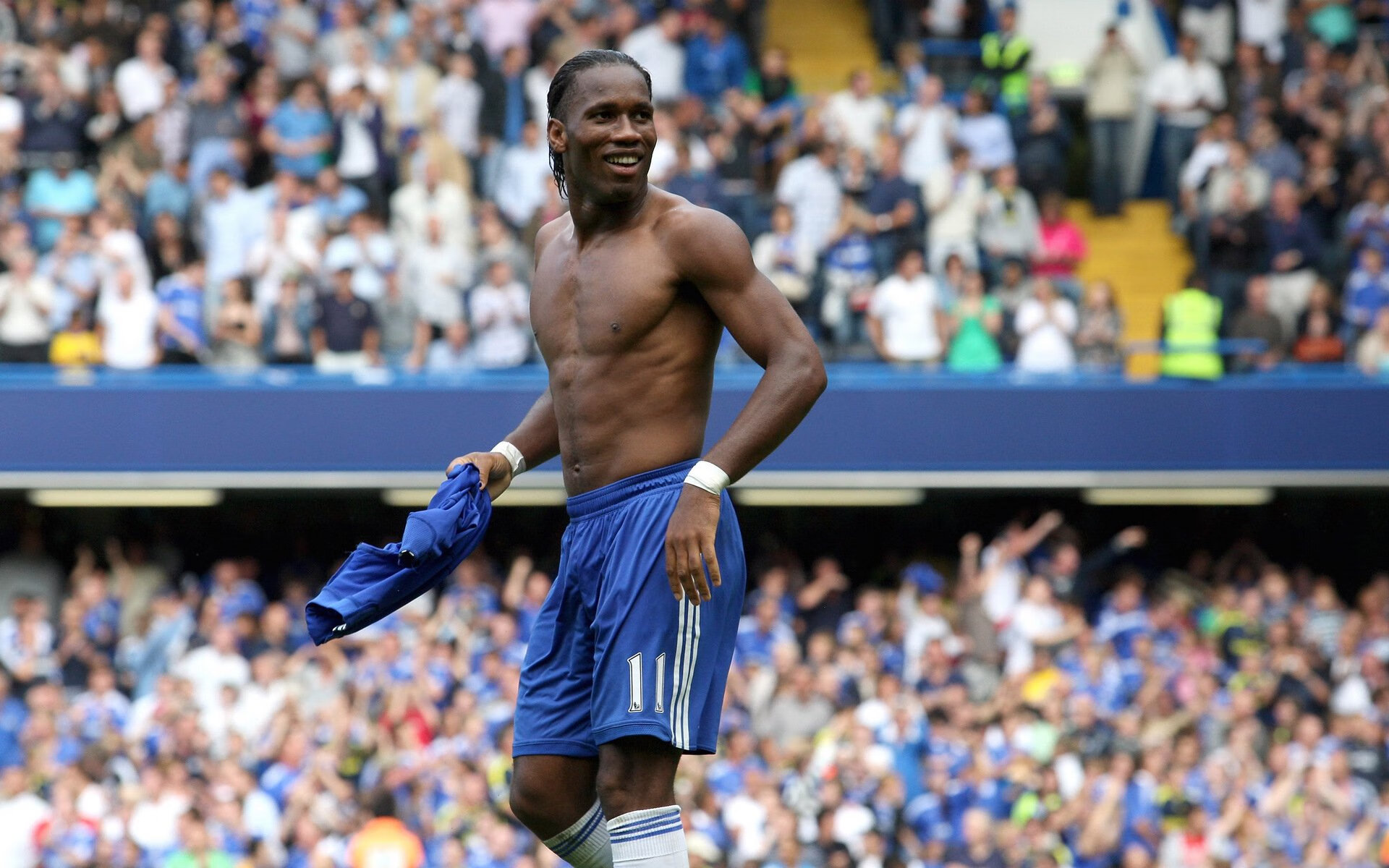 皮特·斯图斯领衔南非防线，带领羚羊队冲击冠军